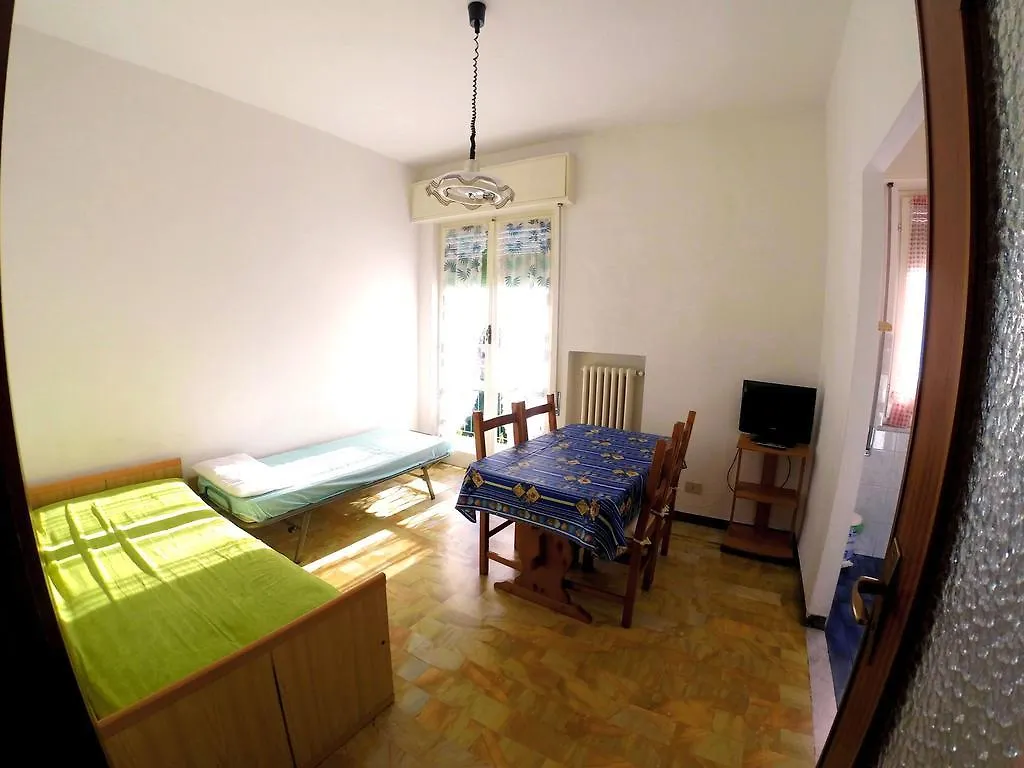 Villa Graziella Loano 3*,