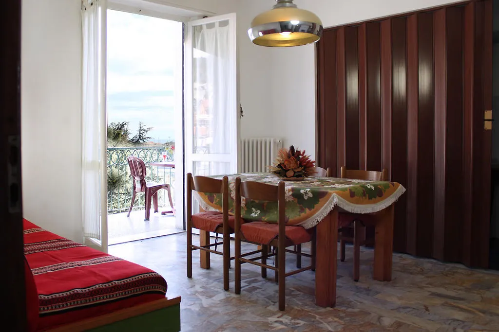 Villa Graziella Loano 3*,
